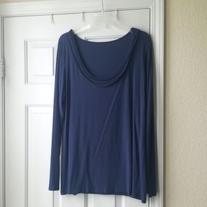 Long  sleeve  blouse